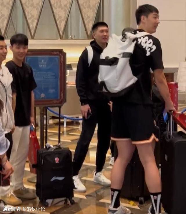 小妖精娇媚的呻吟乳